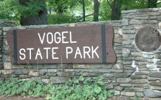 Entrance sign to Vogel State Park